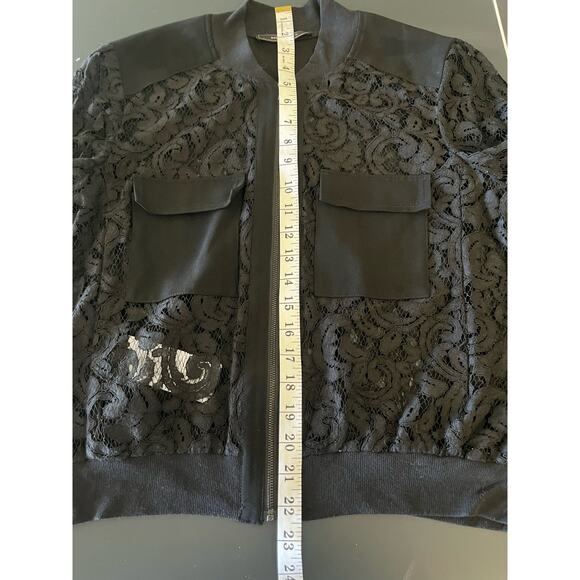 BCBGMAXAZRIA Women's Black Lace Bomber Jacket Size M Long Sleeve Zip Front - Picture 5 of 9